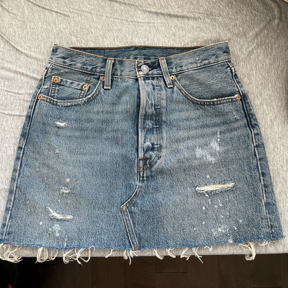 Levis Jean Mini Skirt sz 25 - Picture 1 of 3